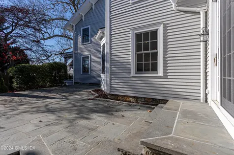 3 Finney Knoll Lane Riverside CT 06878