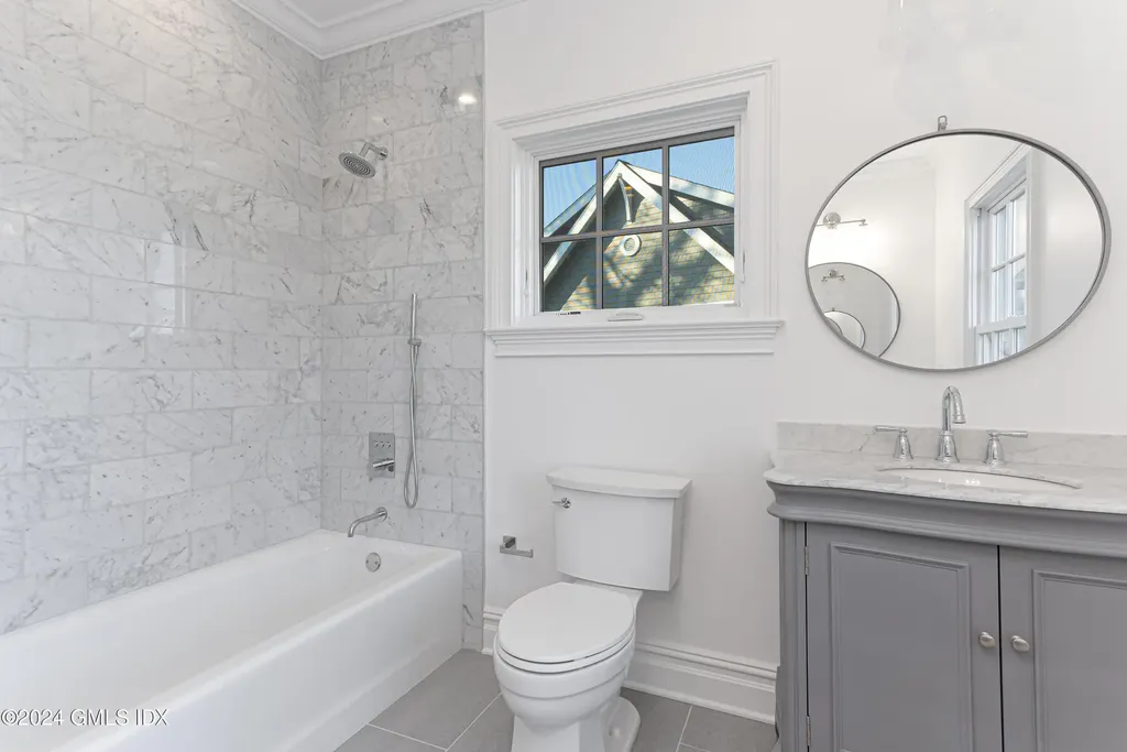 3 Finney Knoll Lane Riverside CT 06878