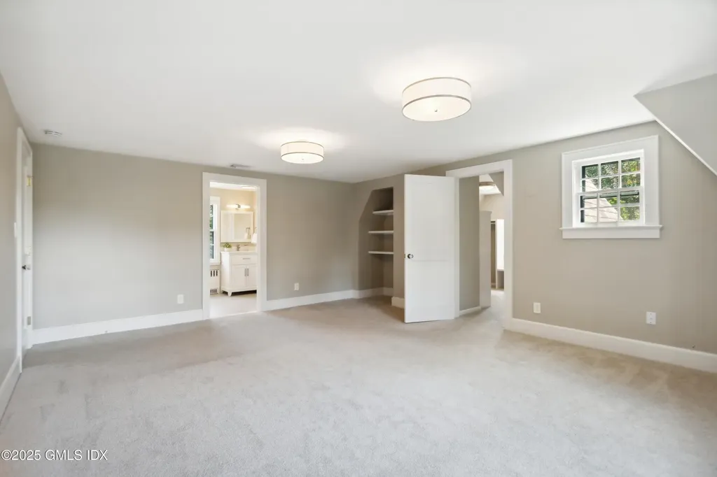 106 Patterson Avenue Greenwich CT 06830