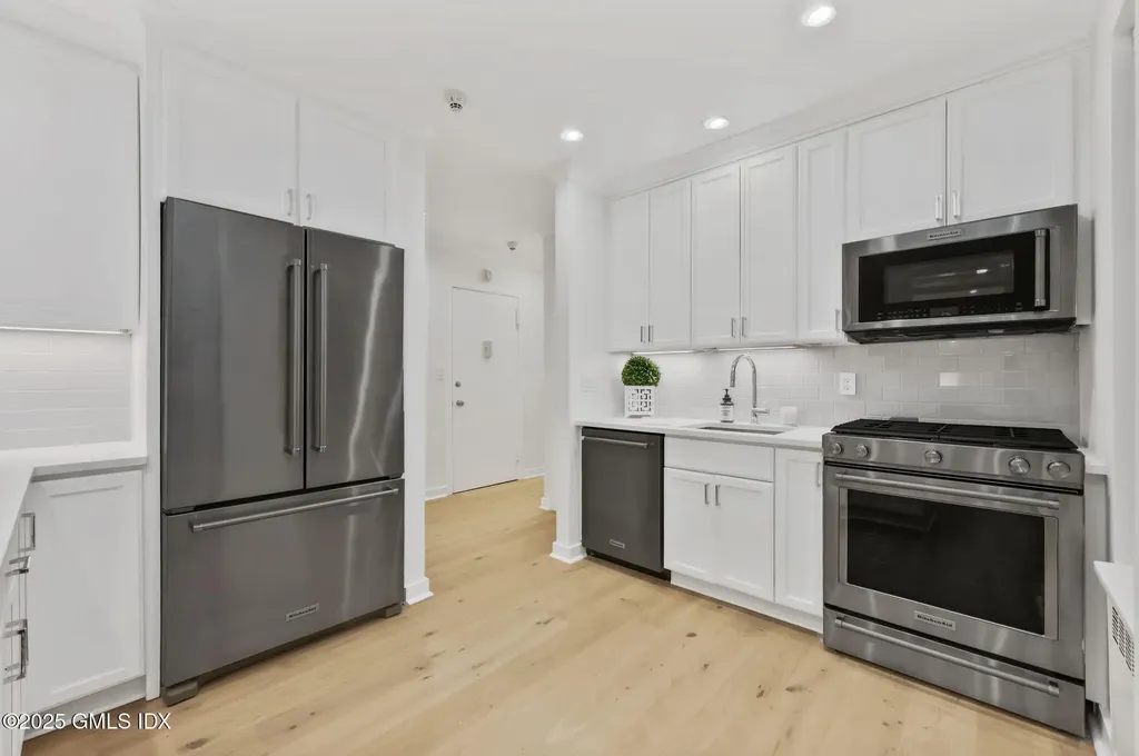 20 Church Street Greenwich CT 06830