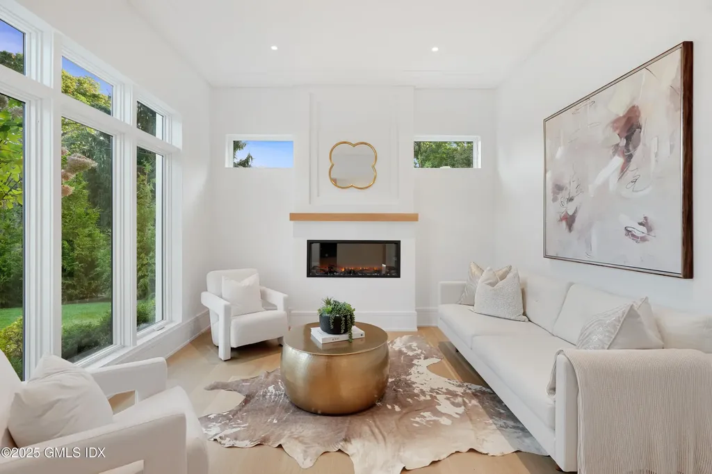 25 Dialstone Lane Riverside CT 06878