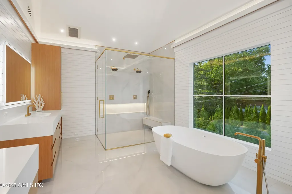 25 Dialstone Lane Riverside CT 06878