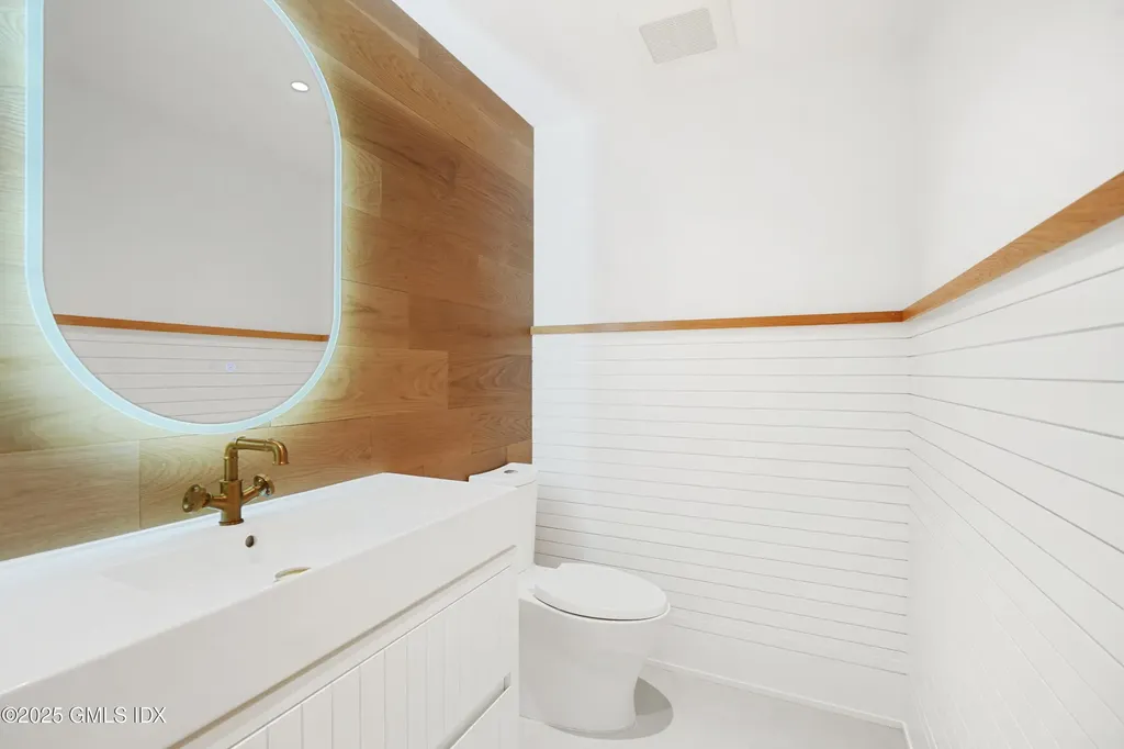 25 Dialstone Lane Riverside CT 06878