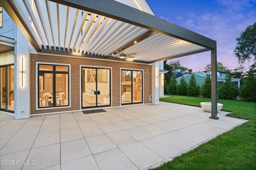 25 Dialstone Lane Riverside CT 06878