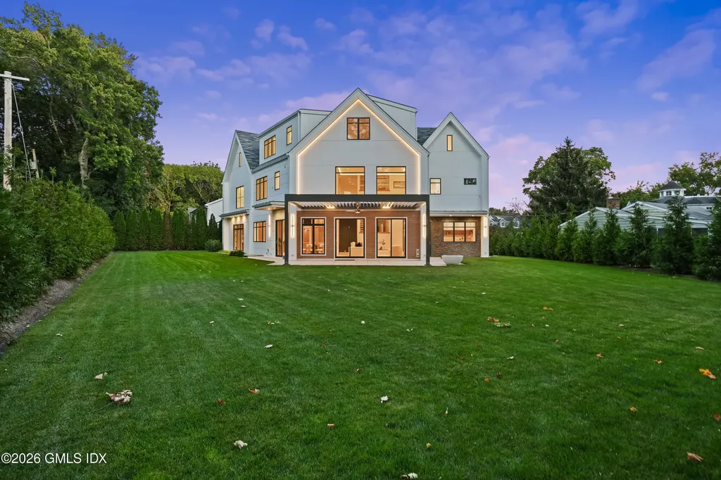 25 Dialstone Lane Riverside CT 06878