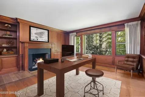 5 Wooddale Road Greenwich CT 06830