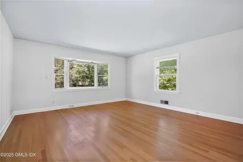 5 Wooddale Road Greenwich CT 06830