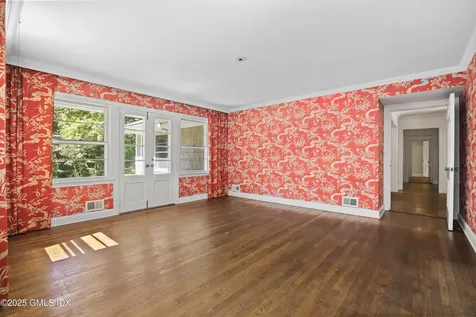 5 Wooddale Road Greenwich CT 06830