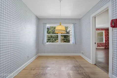 5 Wooddale Road Greenwich CT 06830