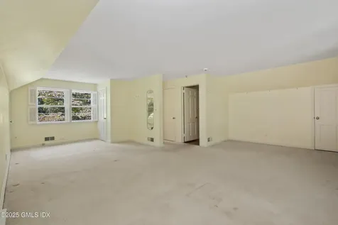 5 Wooddale Road Greenwich CT 06830