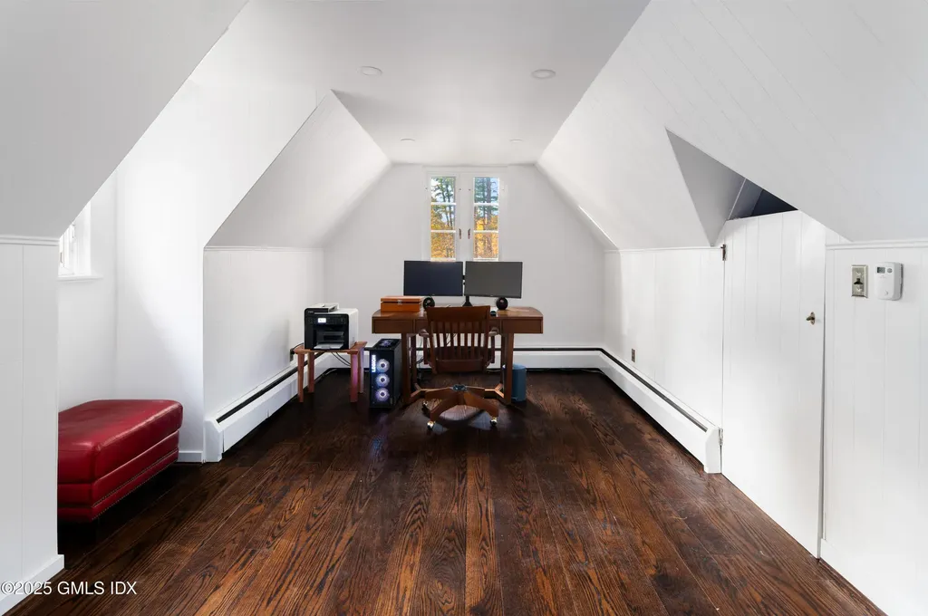 271 Hunting Ridge Road Stamford CT 06903