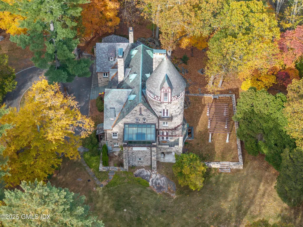 271 Hunting Ridge Road Stamford CT 06903