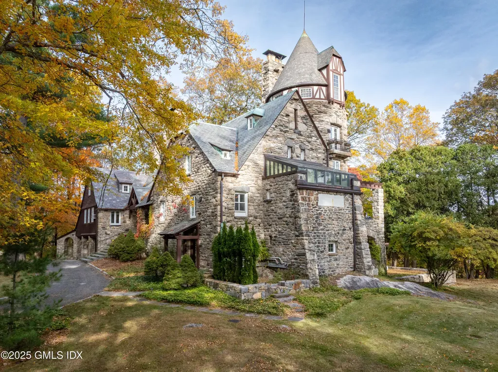 271 Hunting Ridge Road Stamford CT 06903