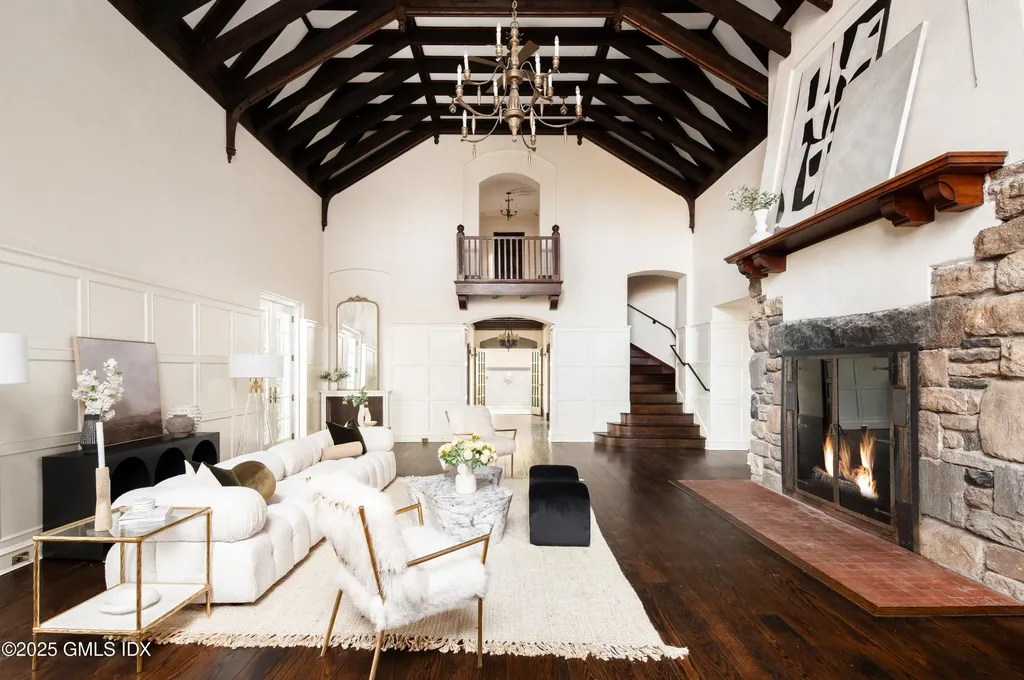 271 Hunting Ridge Road Stamford CT 06903