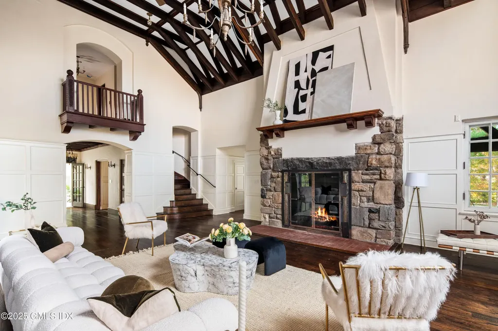 271 Hunting Ridge Road Stamford CT 06903