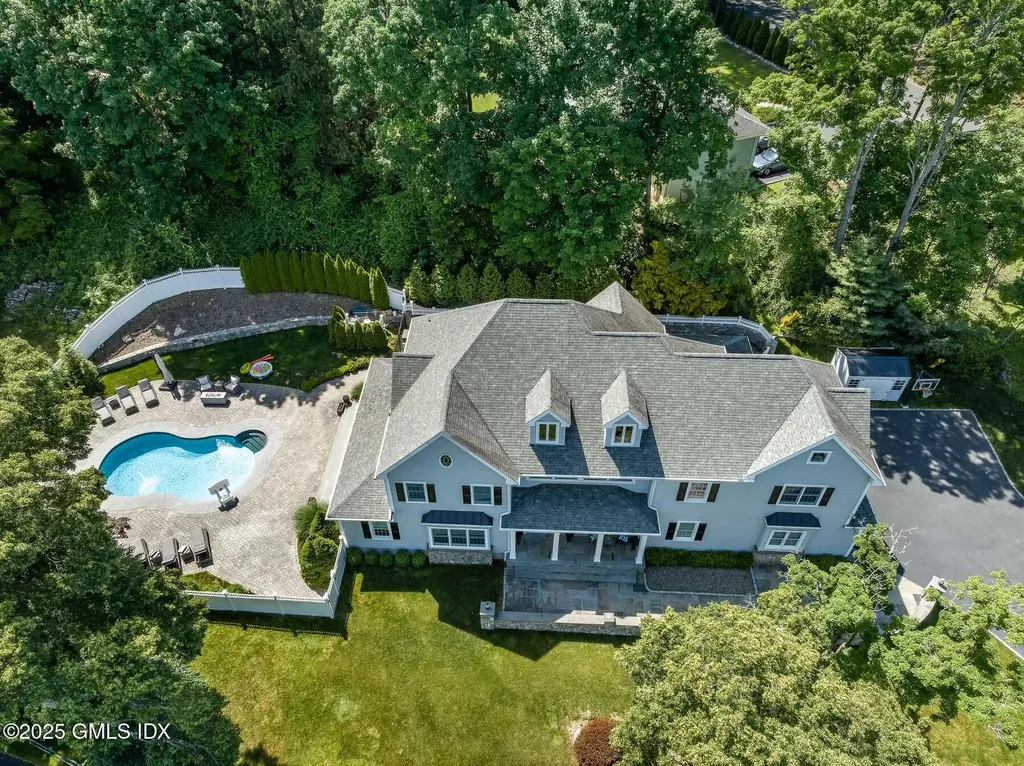 7 Curt Terrace Greenwich CT 06831