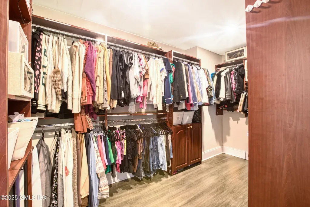 7 Curt Terrace Greenwich CT 06831