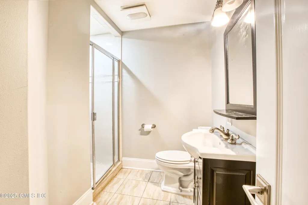 7 Curt Terrace Greenwich CT 06831