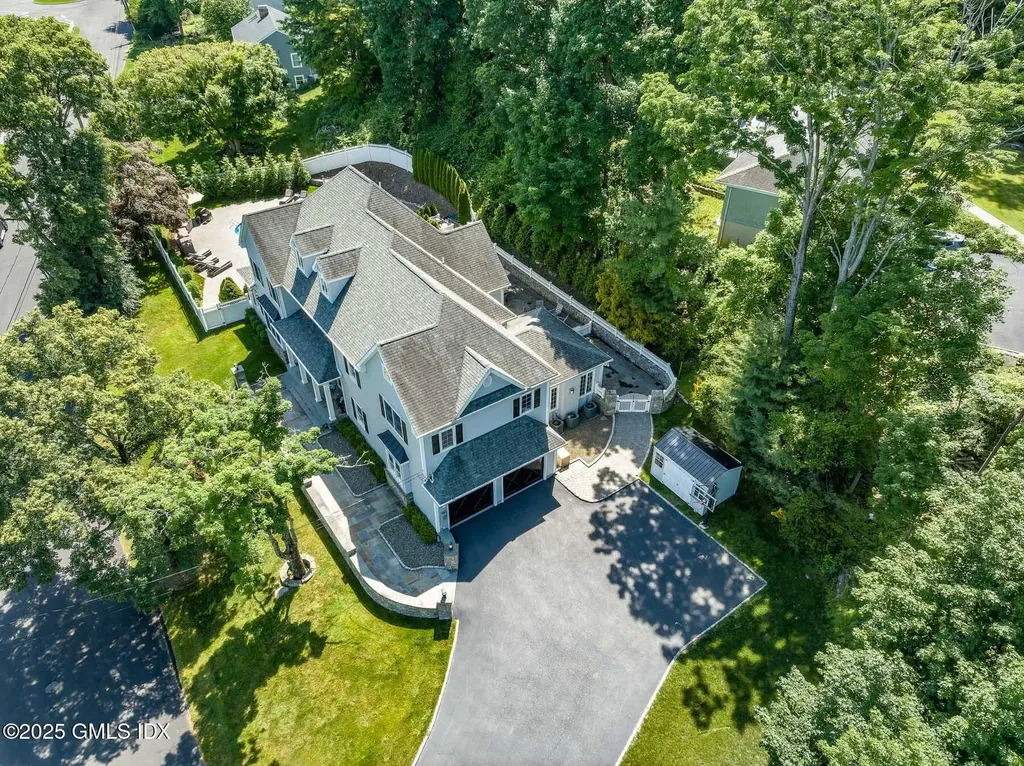 7 Curt Terrace Greenwich CT 06831