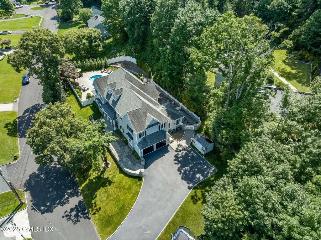 7 Curt Terrace Greenwich CT 06831