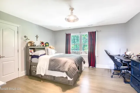 7 Curt Terrace Greenwich CT 06831