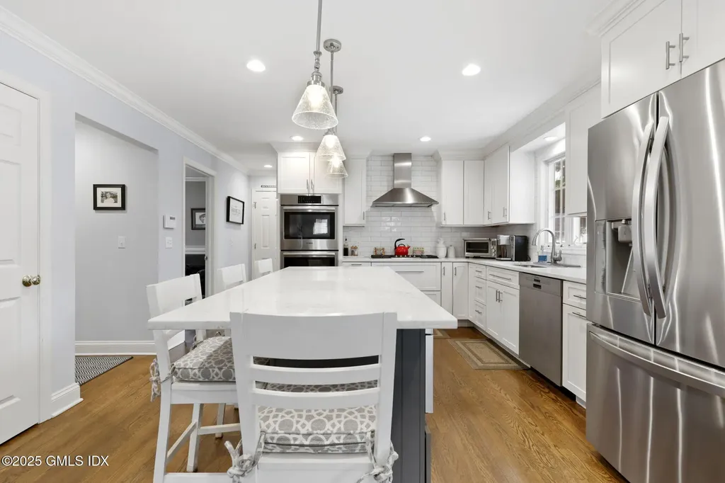 27 Sound Beach Avenue Old Greenwich CT 06870