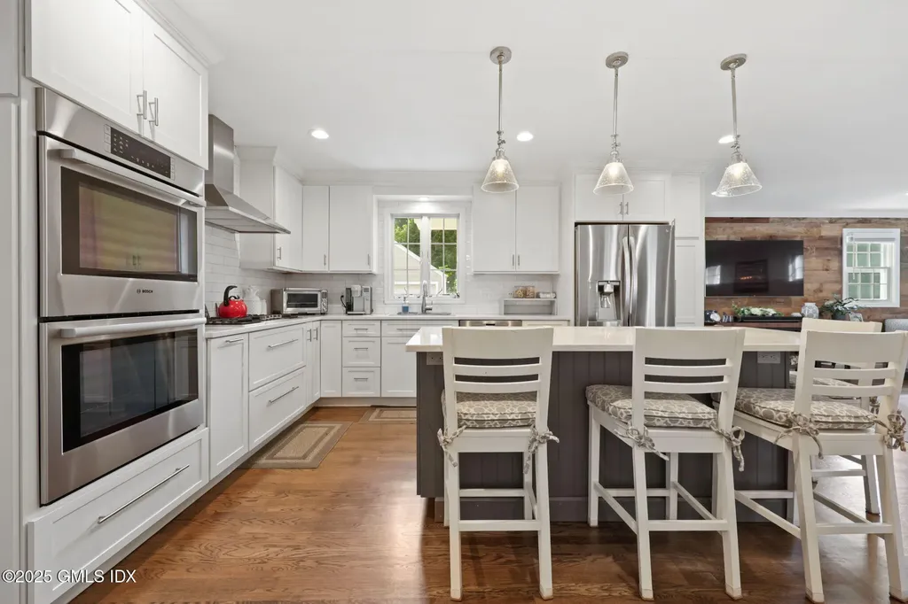 27 Sound Beach Avenue Old Greenwich CT 06870