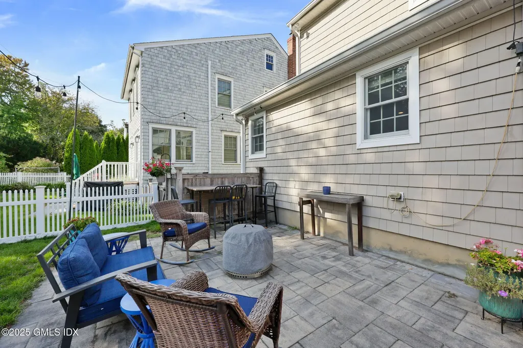 27 Sound Beach Avenue Old Greenwich CT 06870