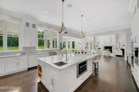 828 North Street Greenwich CT 06831