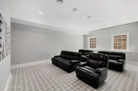 828 North Street Greenwich CT 06831