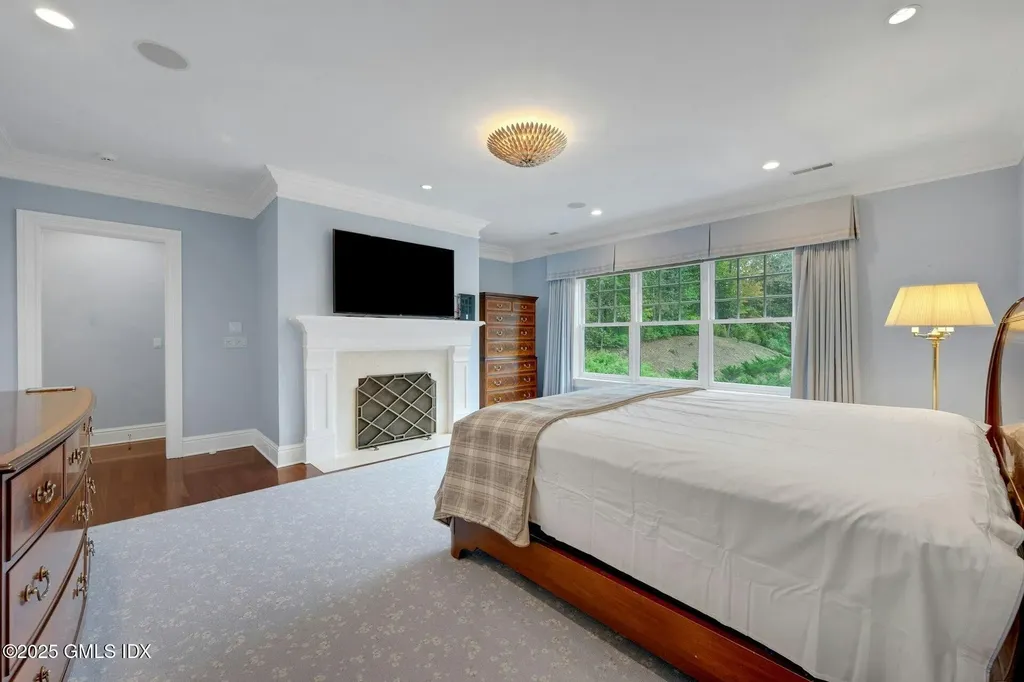 2775 North Street Fairfield CT 06824