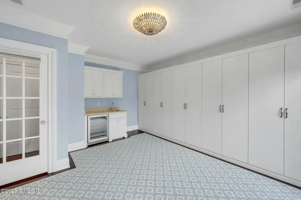 2775 North Street Fairfield CT 06824