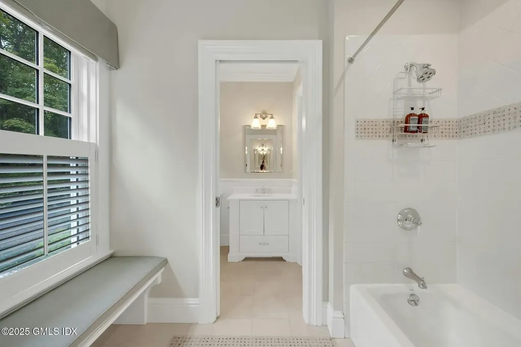 2775 North Street Fairfield CT 06824