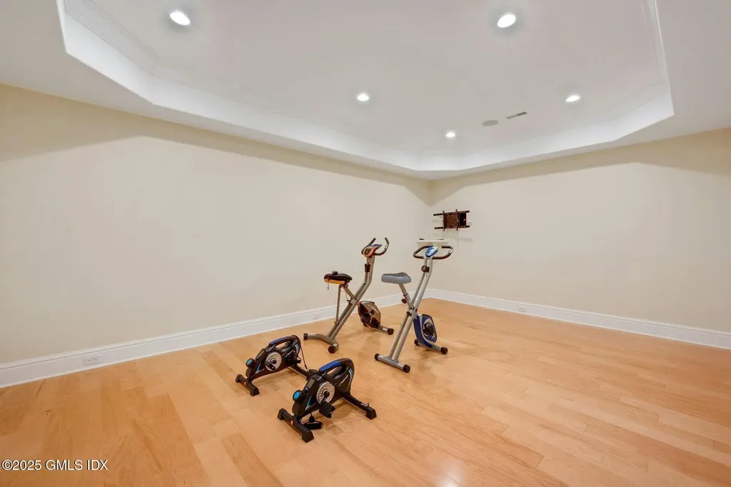 2775 North Street Fairfield CT 06824