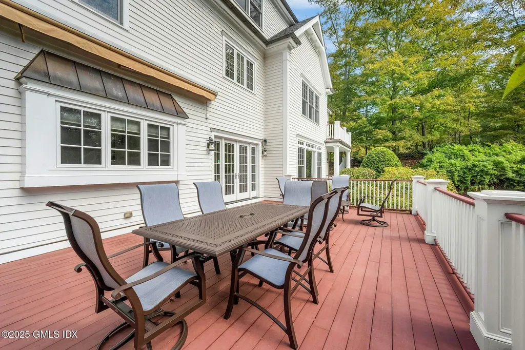 2775 North Street Fairfield CT 06824