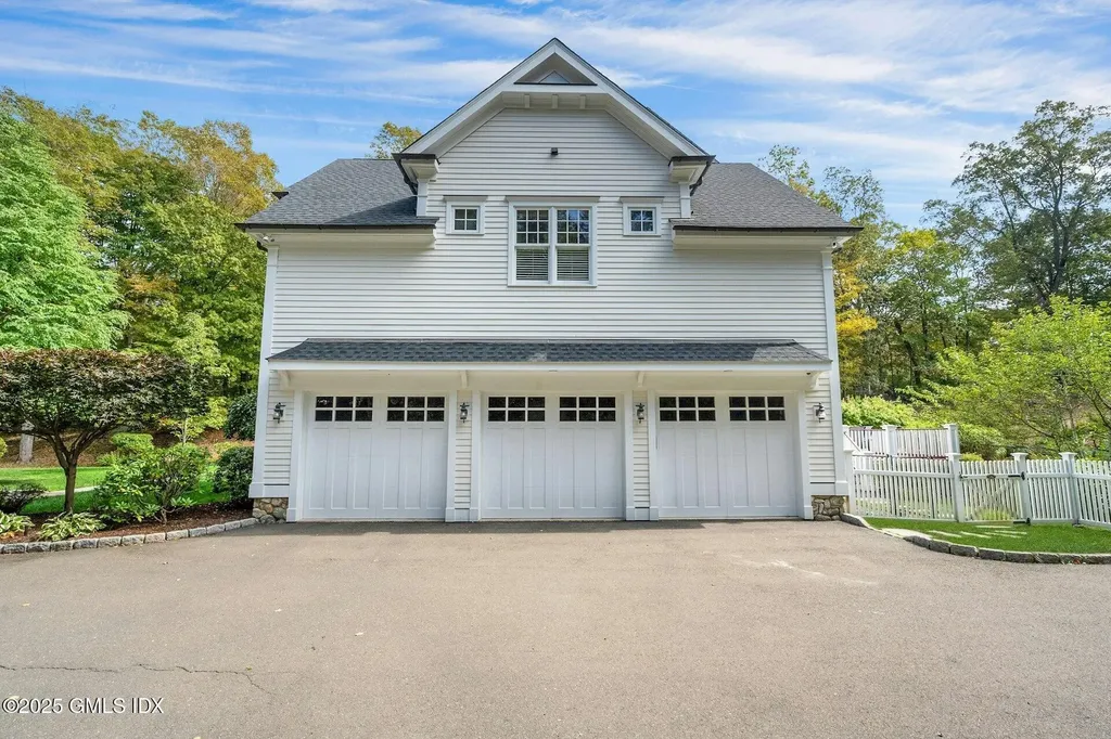 2775 North Street Fairfield CT 06824