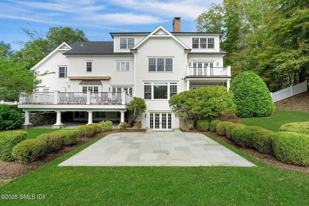 2775 North Street Fairfield CT 06824