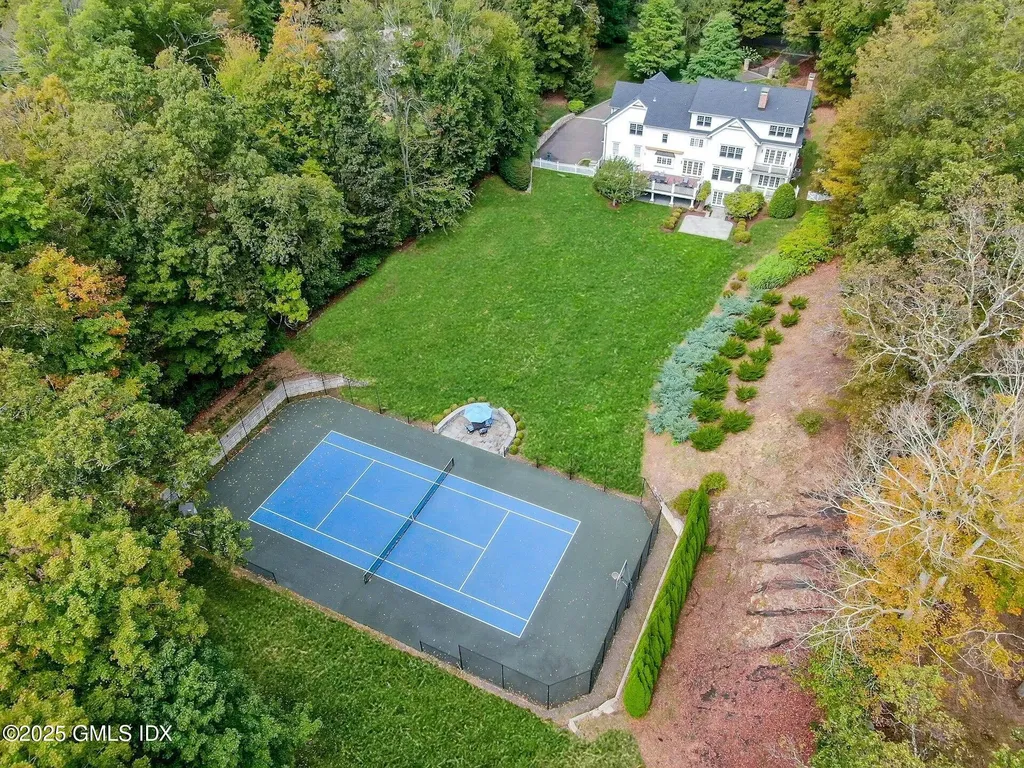 2775 North Street Fairfield CT 06824