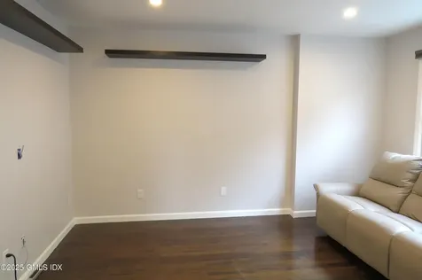 68 Pemberwick Road Greenwich CT 06831