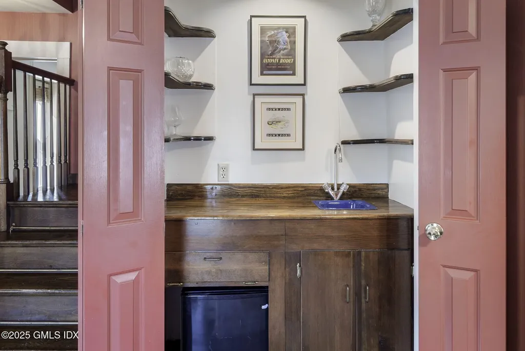 180 Summer Street New Canaan CT 06840