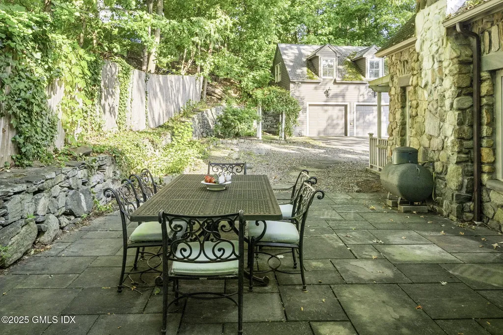 180 Summer Street New Canaan CT 06840