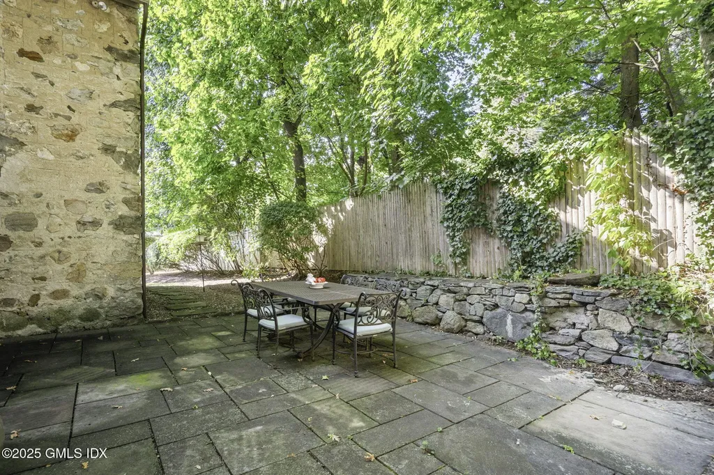 180 Summer Street New Canaan CT 06840