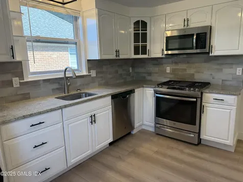 122 Pemberwick Road Greenwich CT 06831