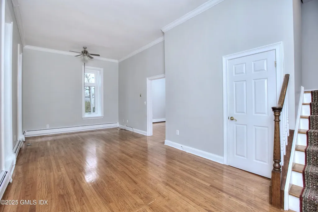 300 Soundview Avenue Fairfield CT 06825