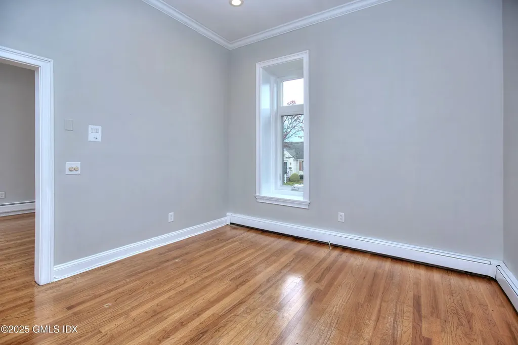 300 Soundview Avenue Fairfield CT 06825