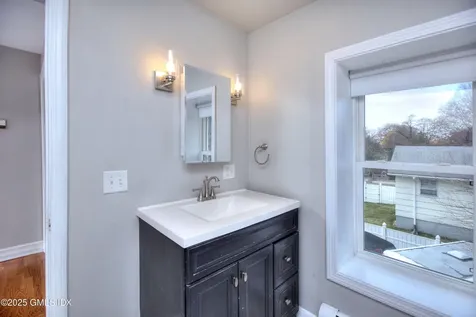 300 Soundview Avenue Fairfield CT 06825