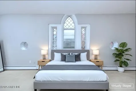 300 Soundview Avenue Fairfield CT 06825