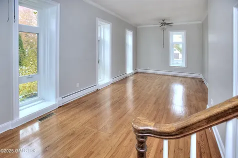 300 Soundview Avenue Fairfield CT 06825