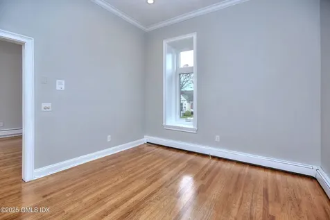 300 Soundview Avenue Fairfield CT 06825