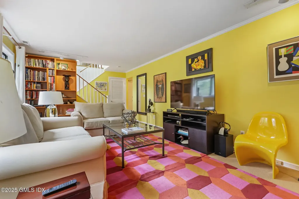 350 Valley Road Cos Cob CT 06807